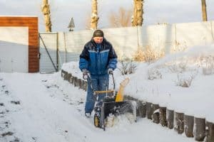 maintaining-a-clear-driveway
