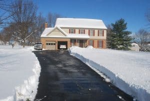 how-to-remove-snow-from-driveway-without-a-shovel